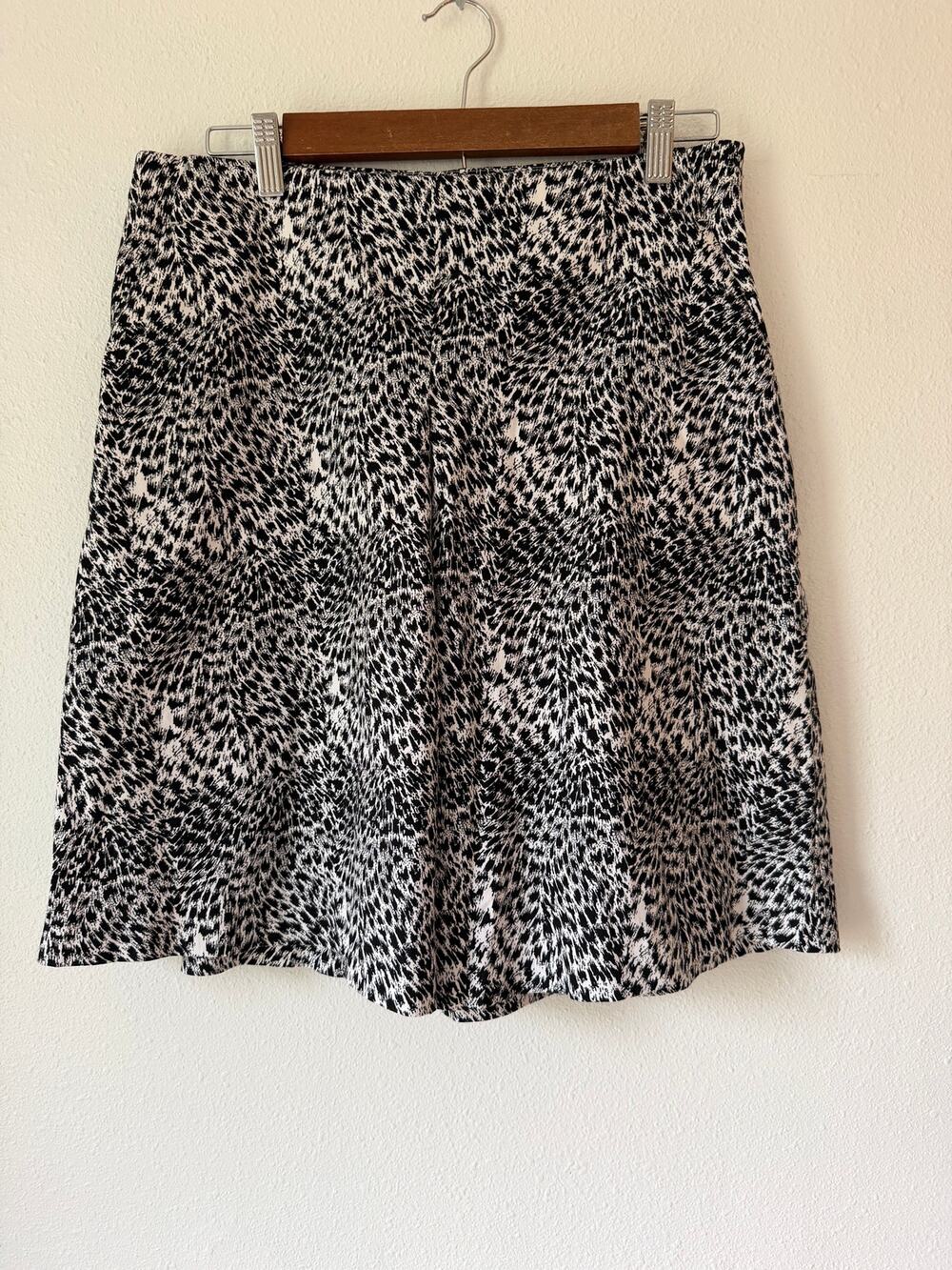 Black White Animal Print High Waist Focus 2000  Cotton Shorts Skirt Size 6 Y2K